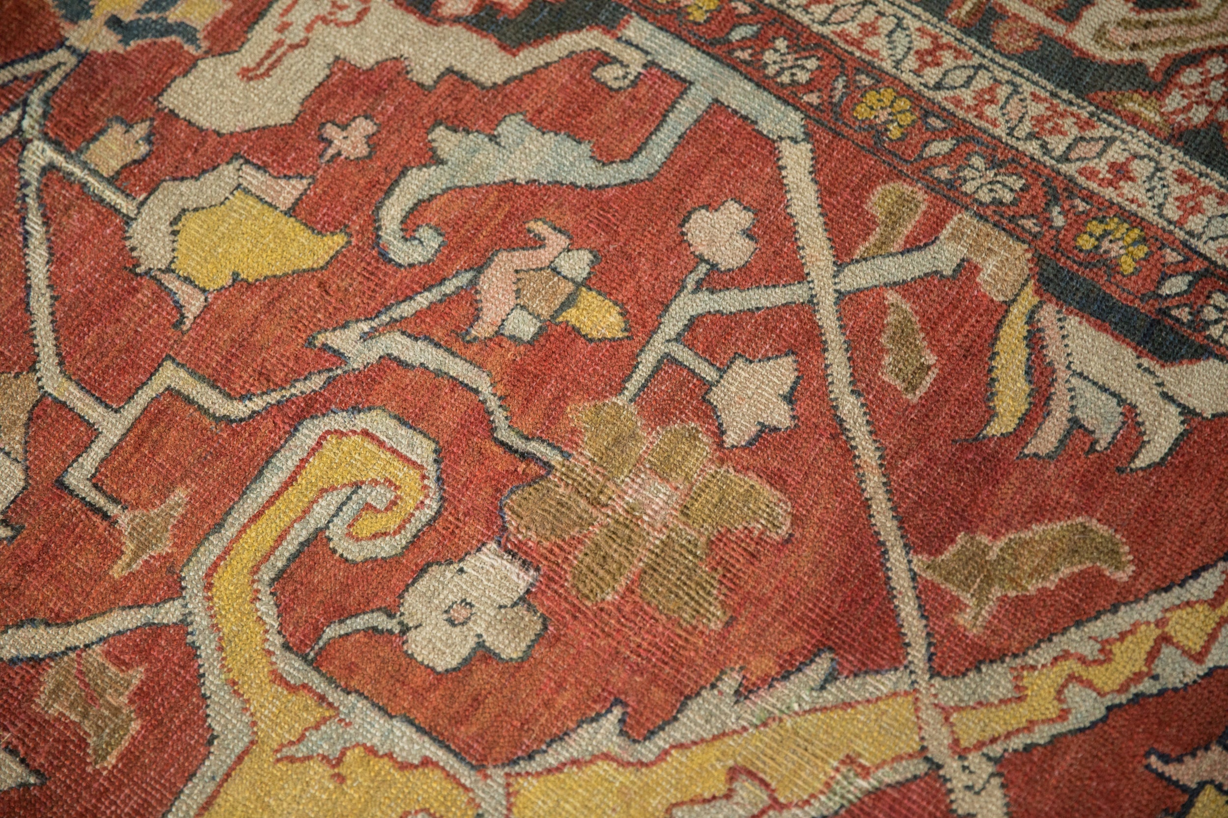 11.5x16.5 Antique Heriz Carpet