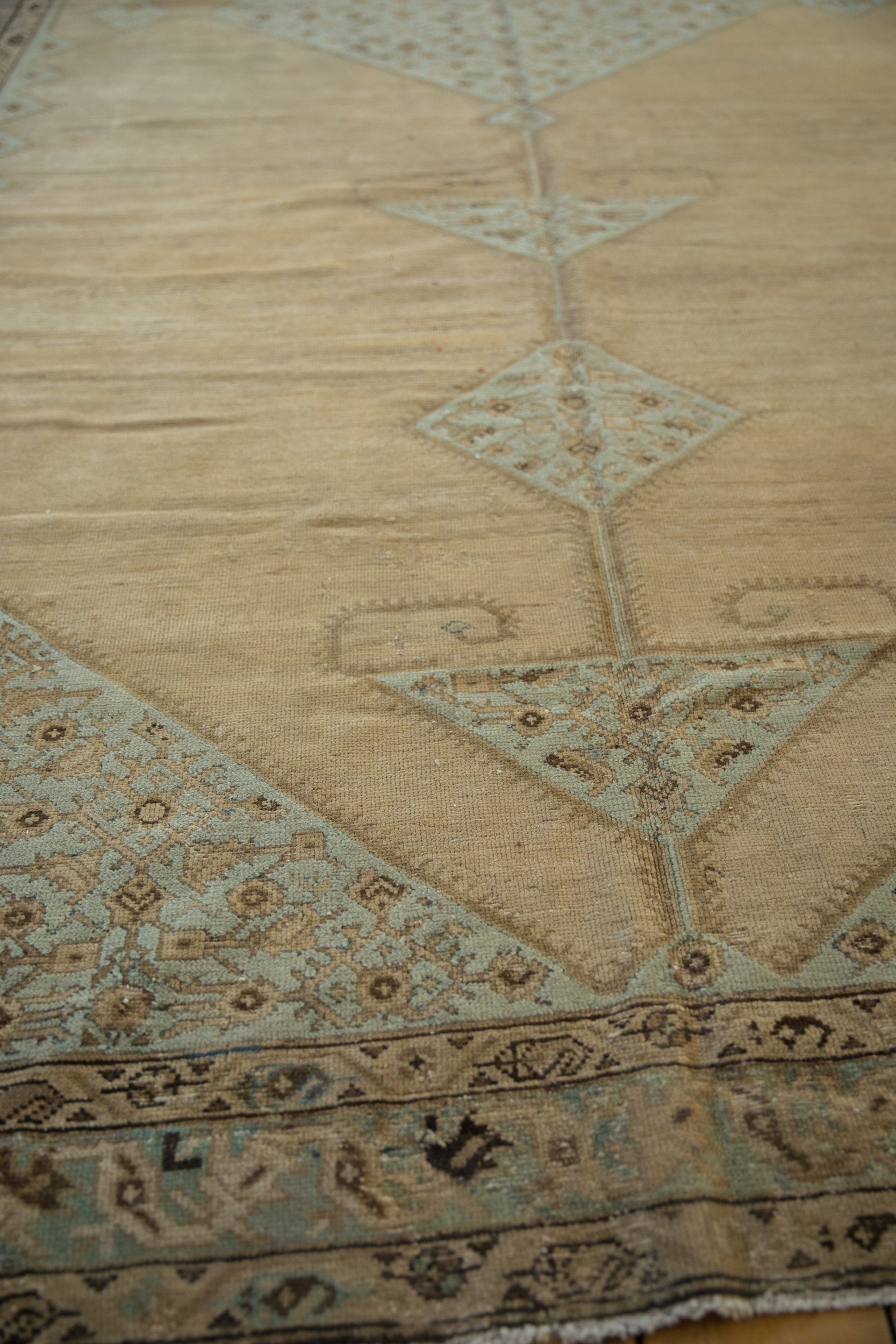 7x16 Antique Distressed Malayer Carpet