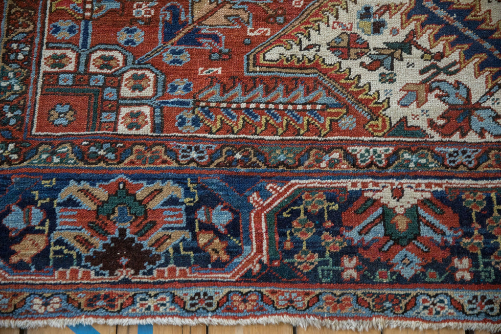 9.5x12 Vintage Heriz Carpet