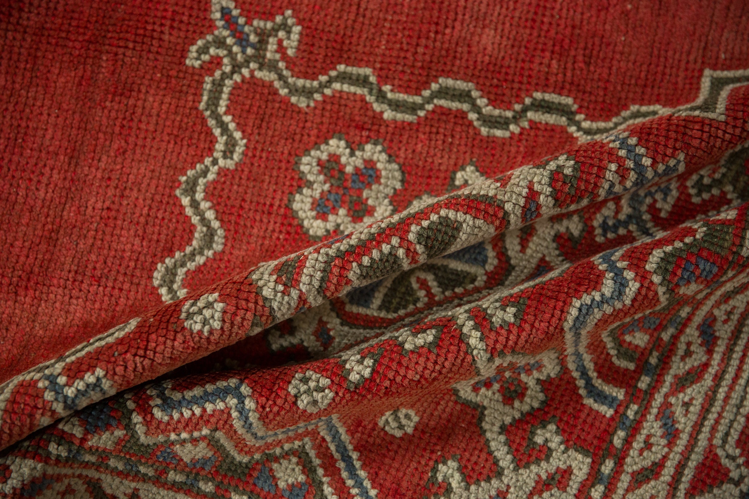 7.5x10 Distressed Oushak Carpet