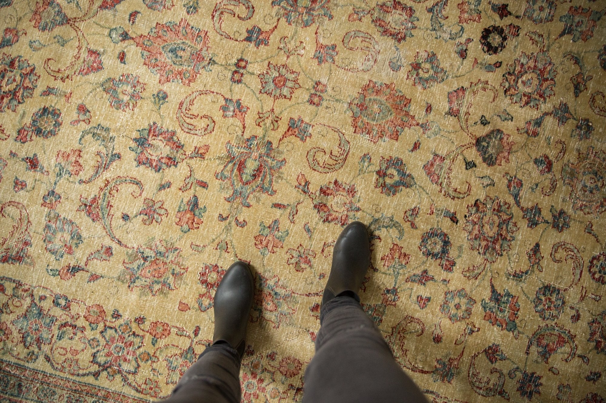 8.5x12 Vintage Distressed Tabriz Carpet