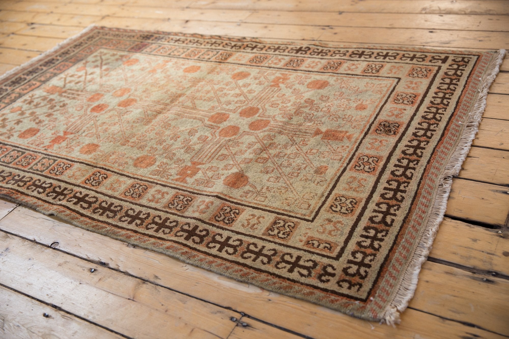 4x6.5 Vintage Distressed Samarkand Rug