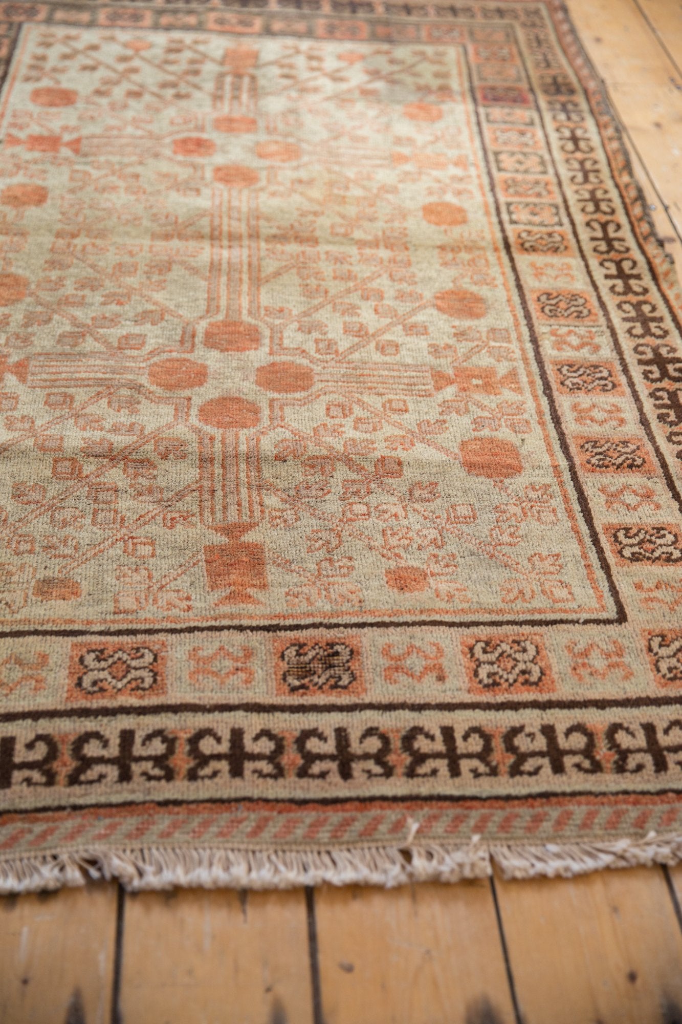 4x6.5 Vintage Distressed Samarkand Rug