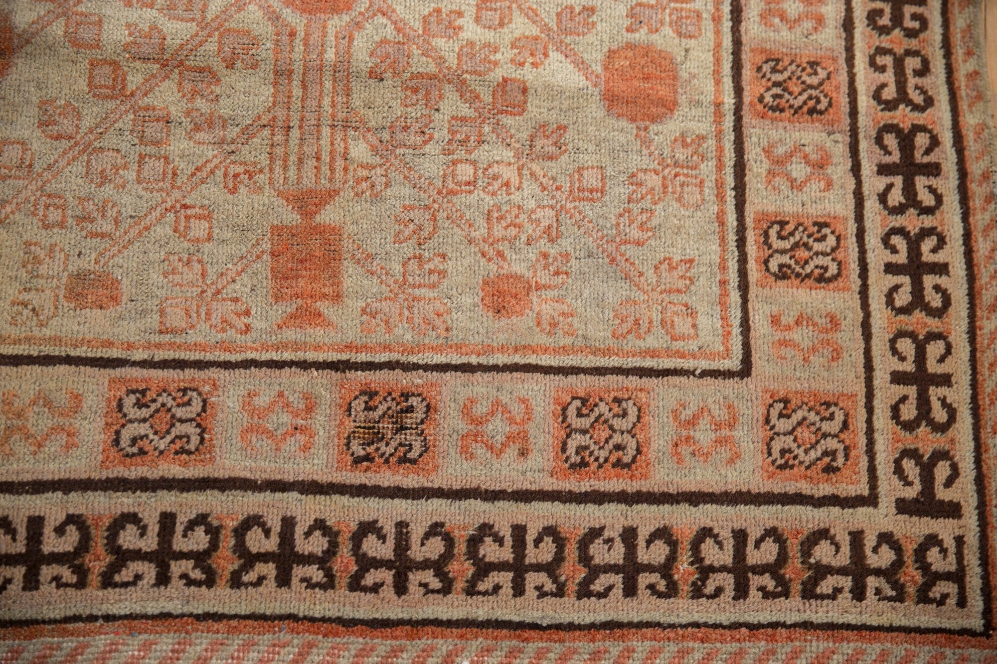 4x6.5 Vintage Distressed Samarkand Rug
