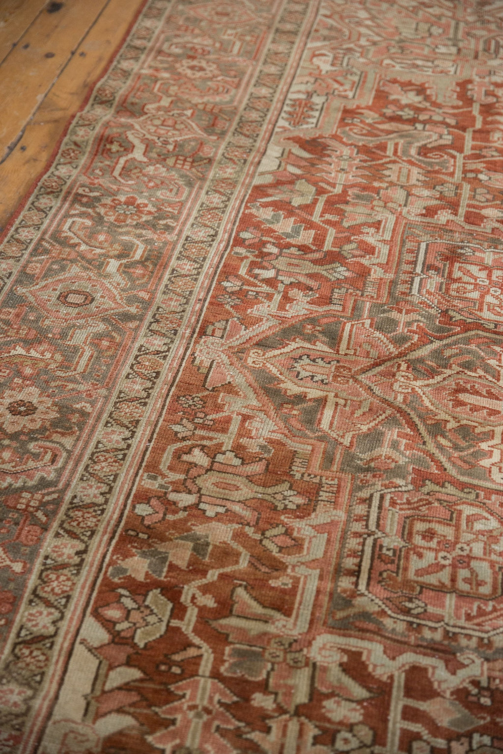 8x12.5 Vintage Distressed Heriz Carpet