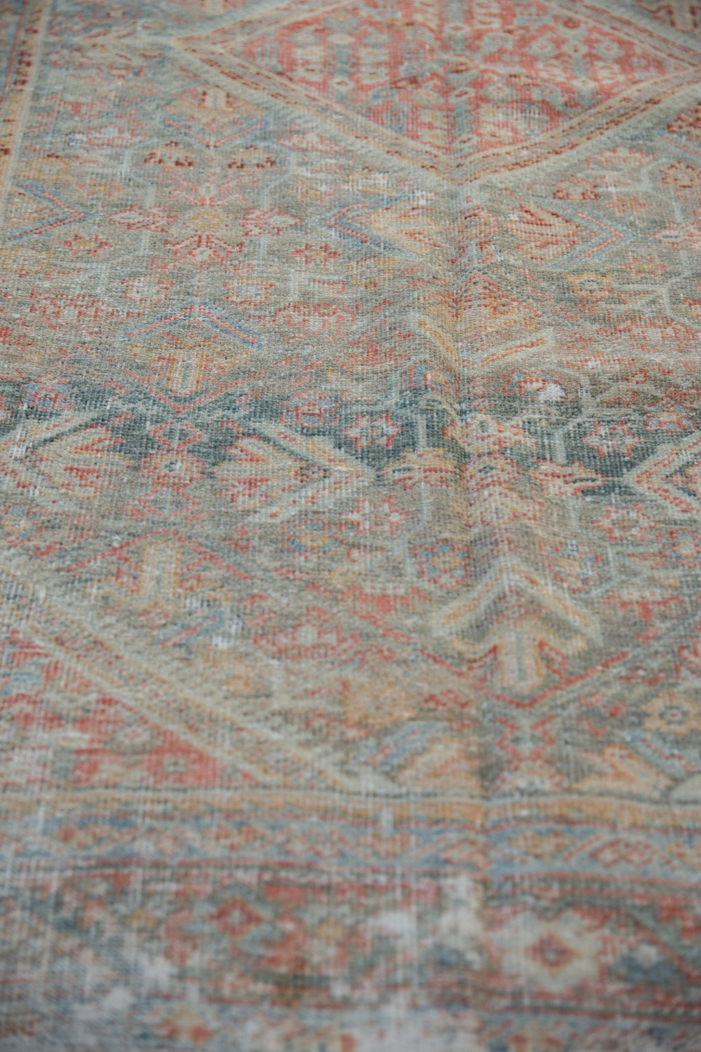 4x6.5 Vintage Distressed Mahal Rug