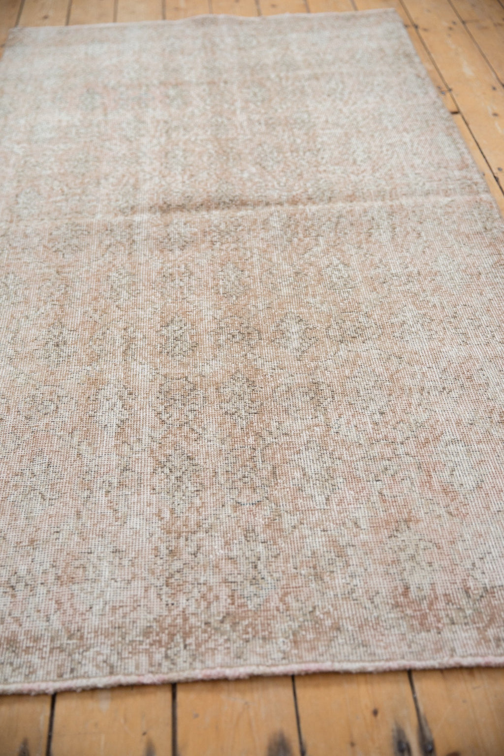 3.5x7 Vintage Distressed Sparta Rug Runner