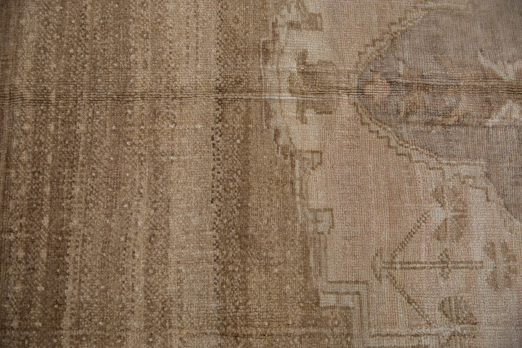 9.5x11 Vintage Distressed Oushak Carpet