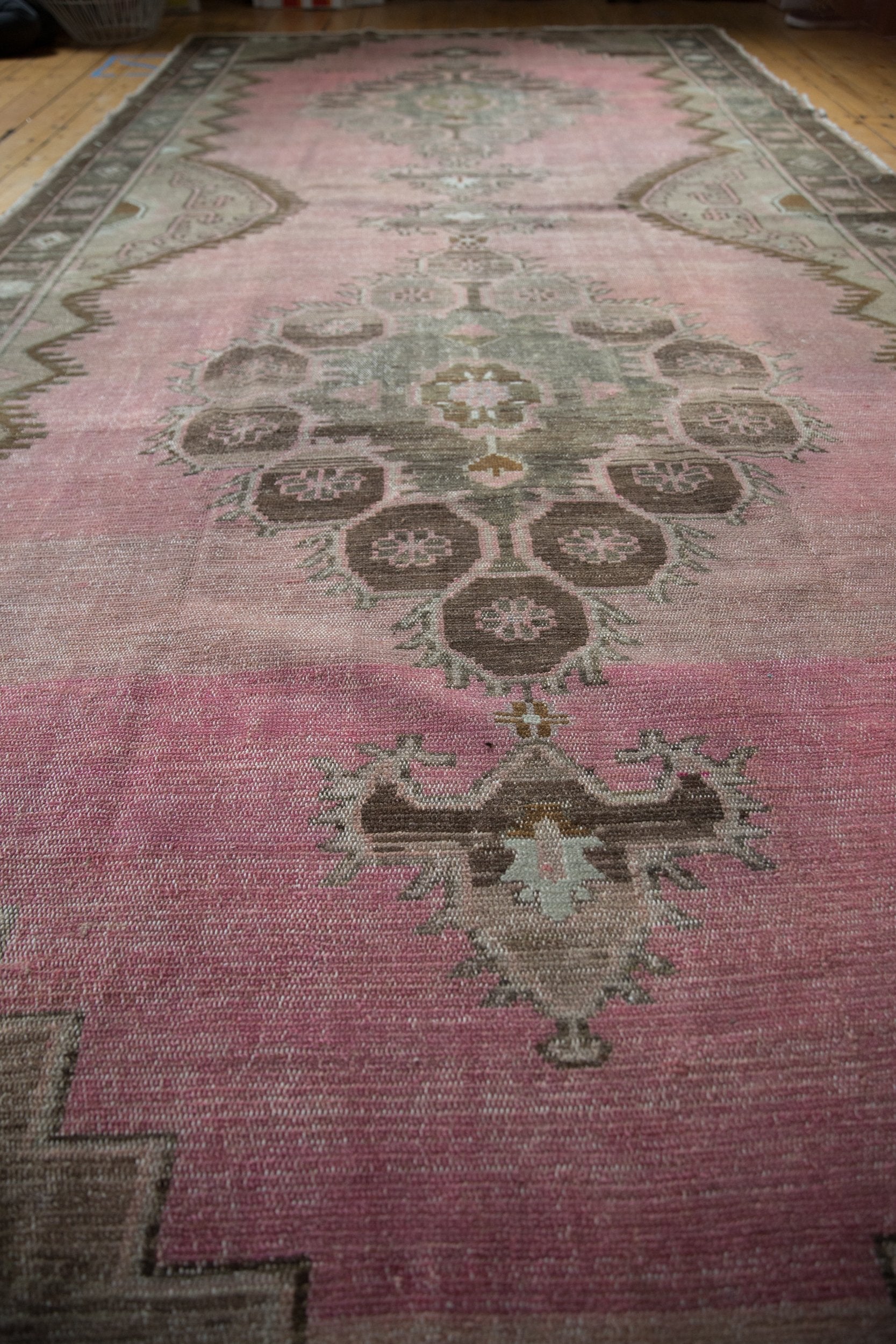 7.5x15.5 Vintage Distressed Kars Carpet Runner