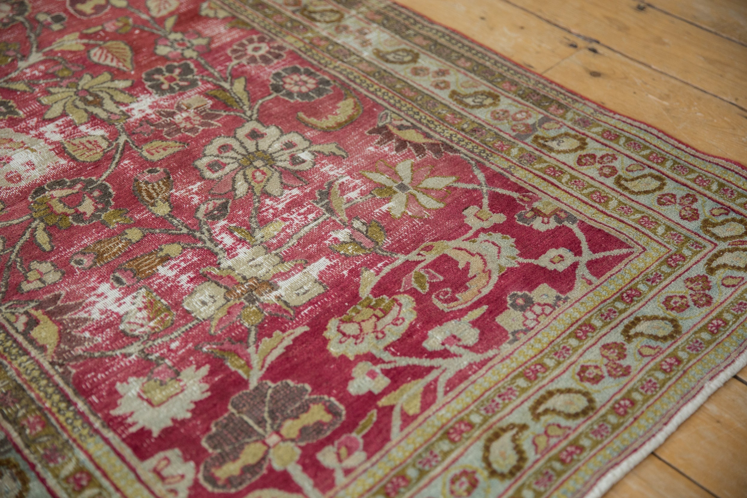 3x4.5 Vintage Distressed Doroksh Rug