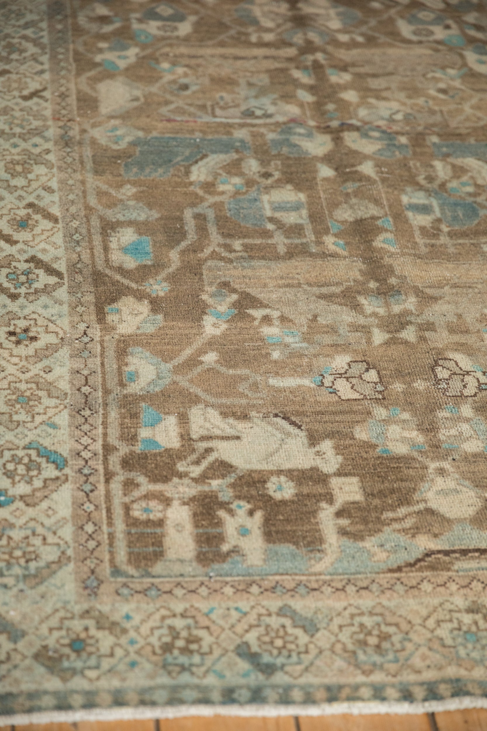 4x6.5 Vintage Distressed Hamadan Rug