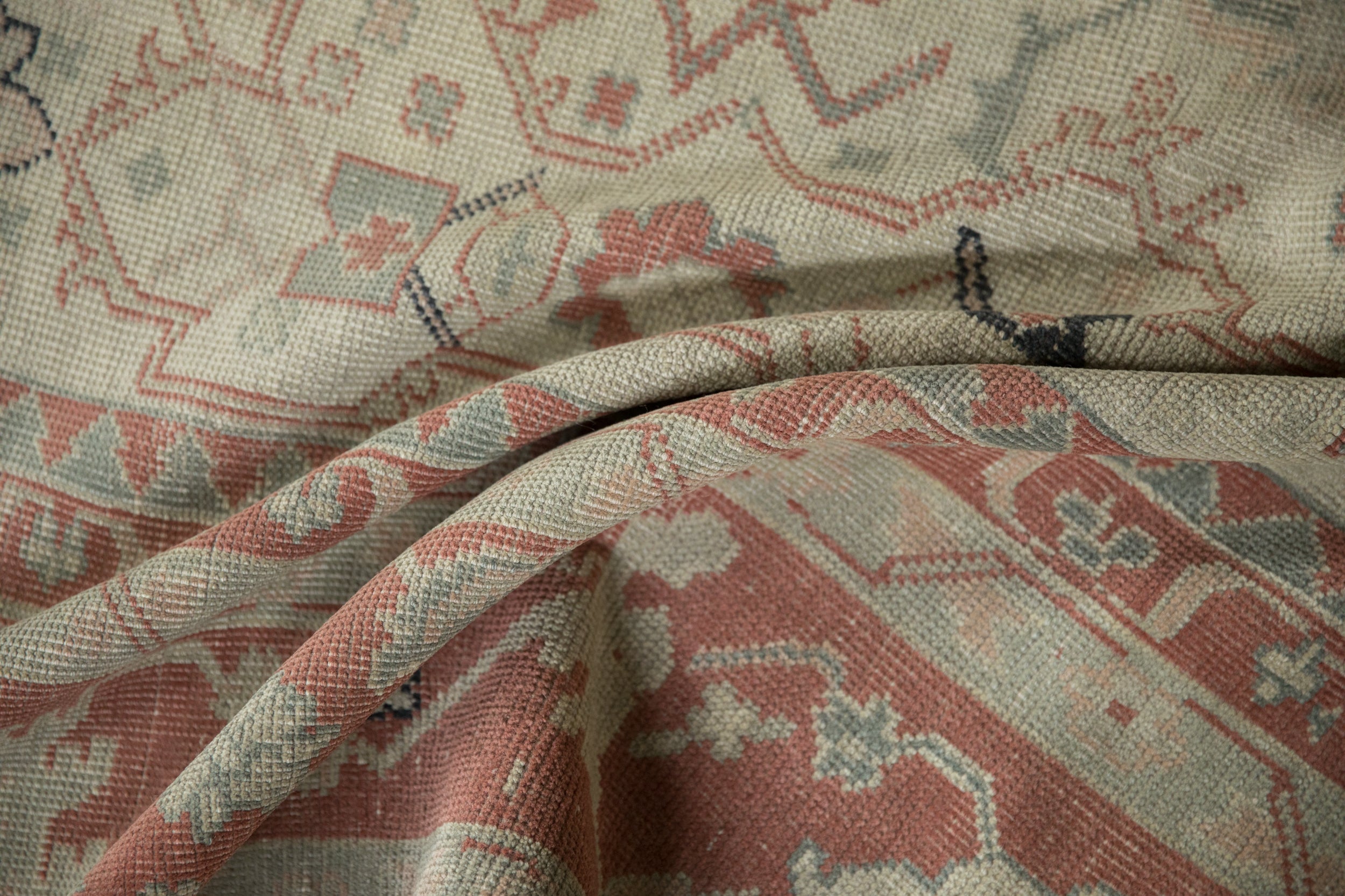 9.5x12.5 Vintage Distressed Anatolian Carpet