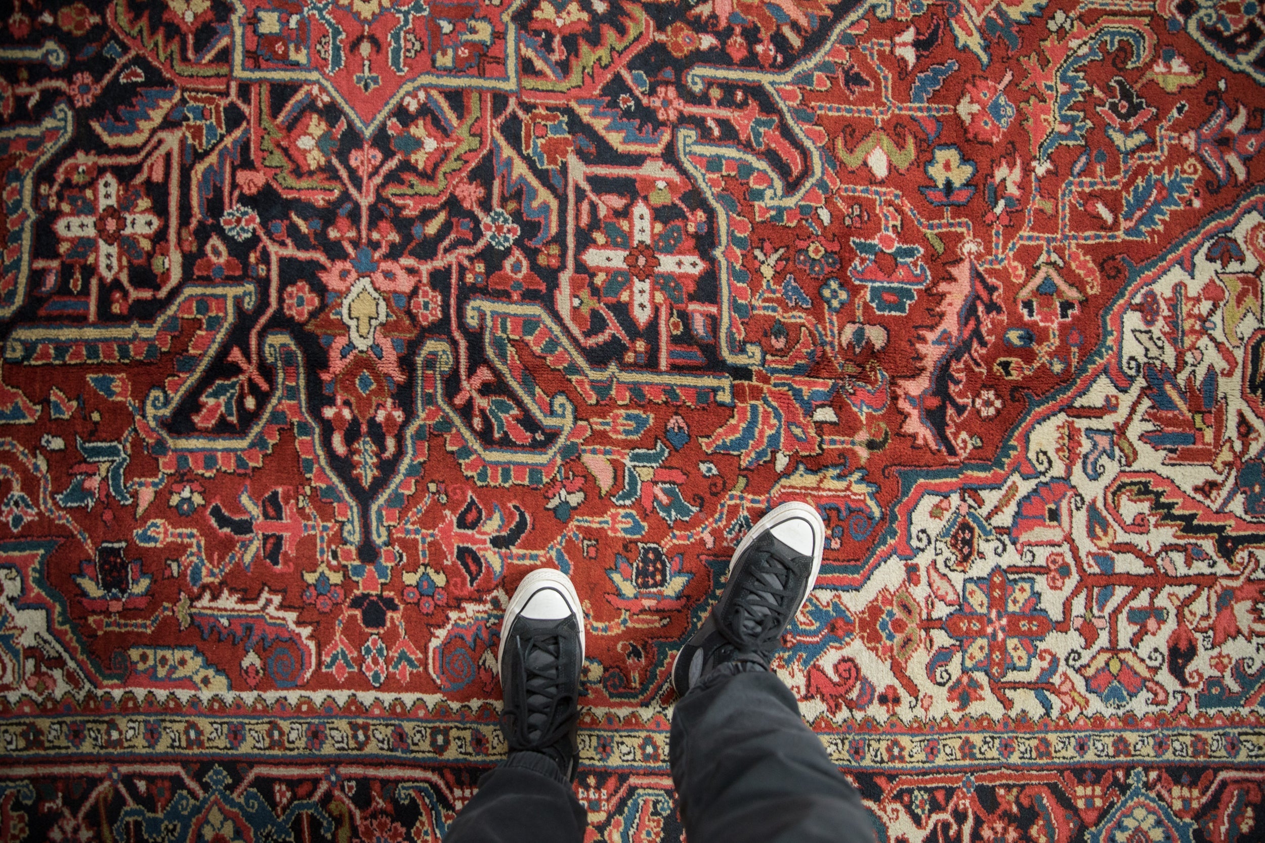 8x11 Vintage Ahar Carpet