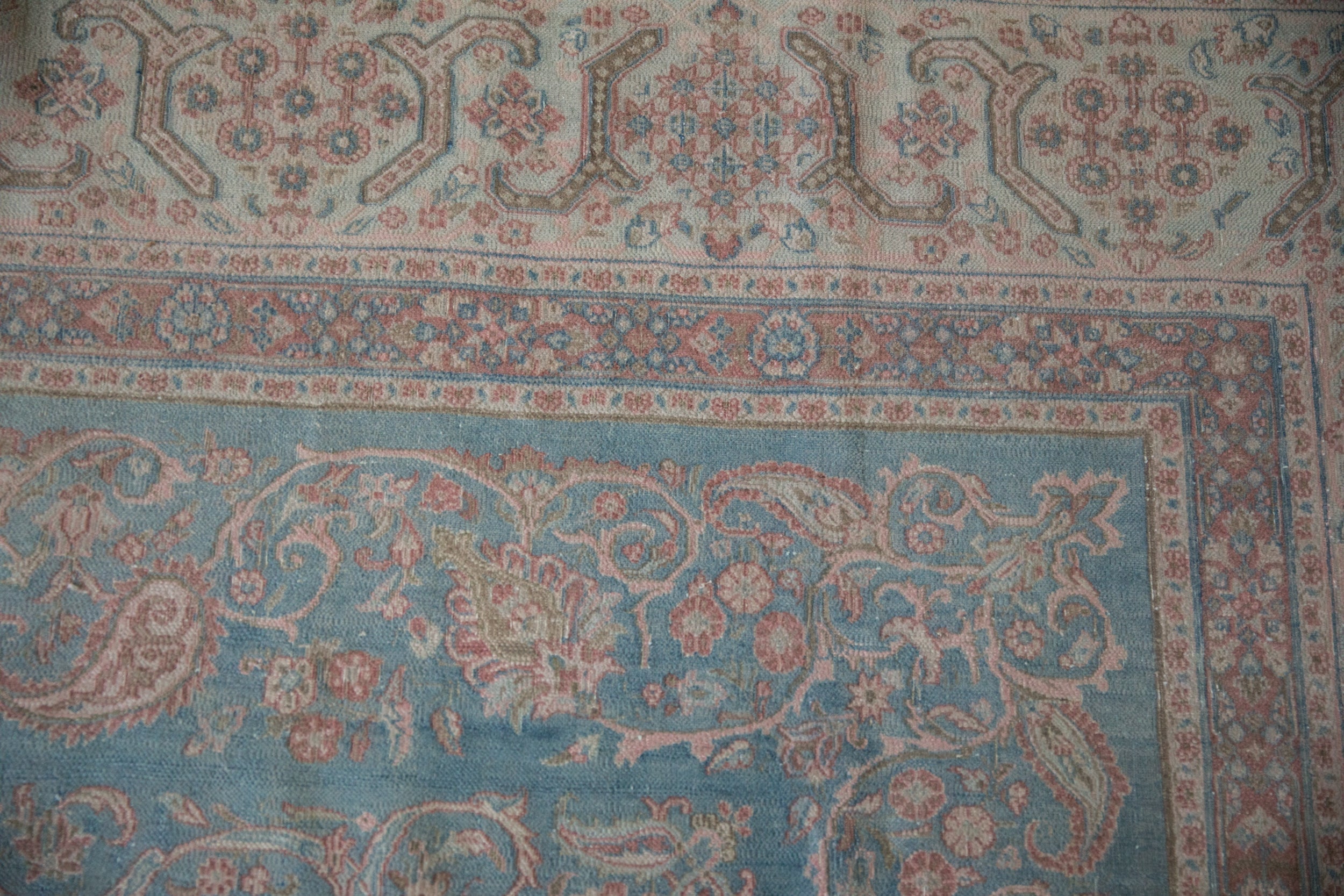 10x16.5 Vintage Distressed Meshed Carpet