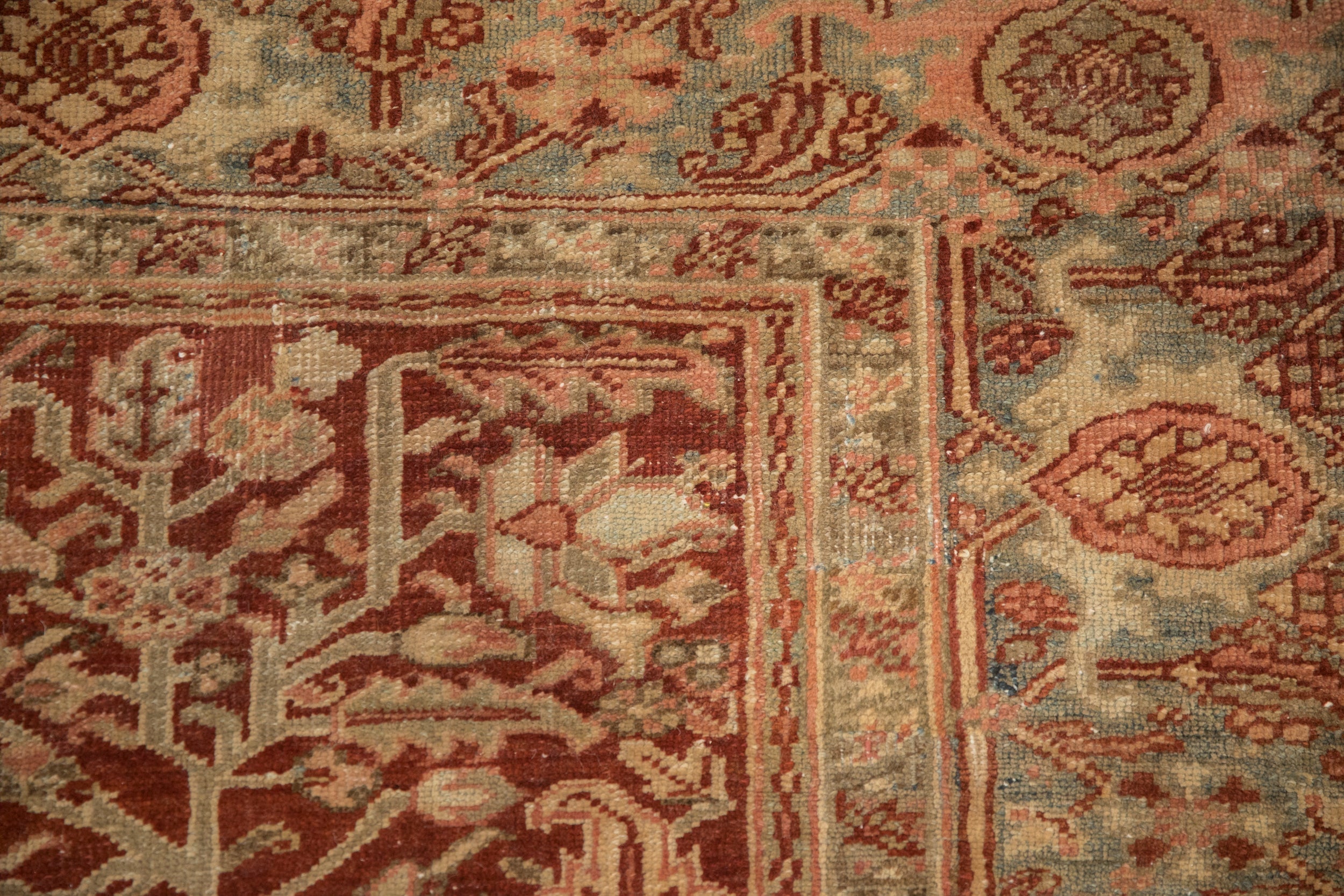 8x11.5 Vintage Fine Distressed Heriz Carpet
