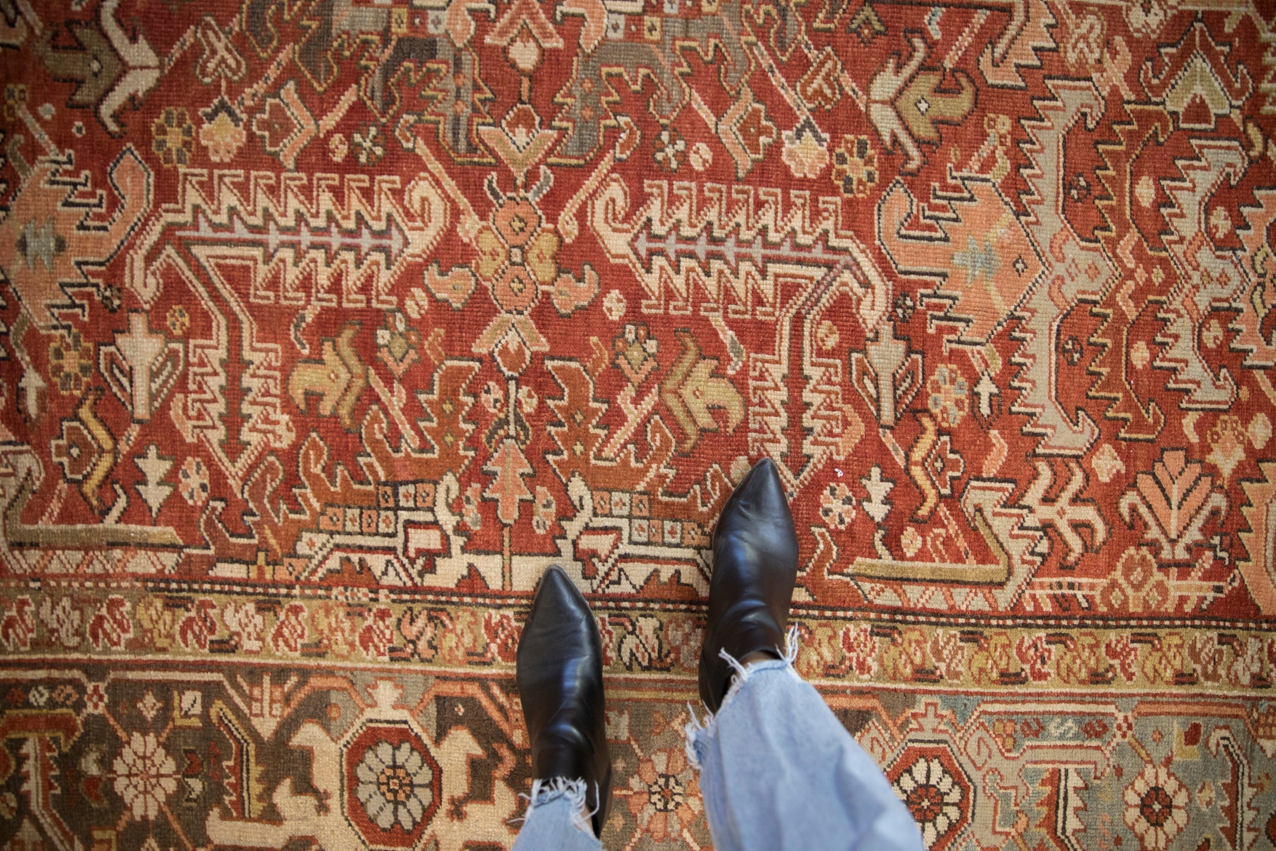 8x10.5 Vintage Distressed Mehrivan Carpet
