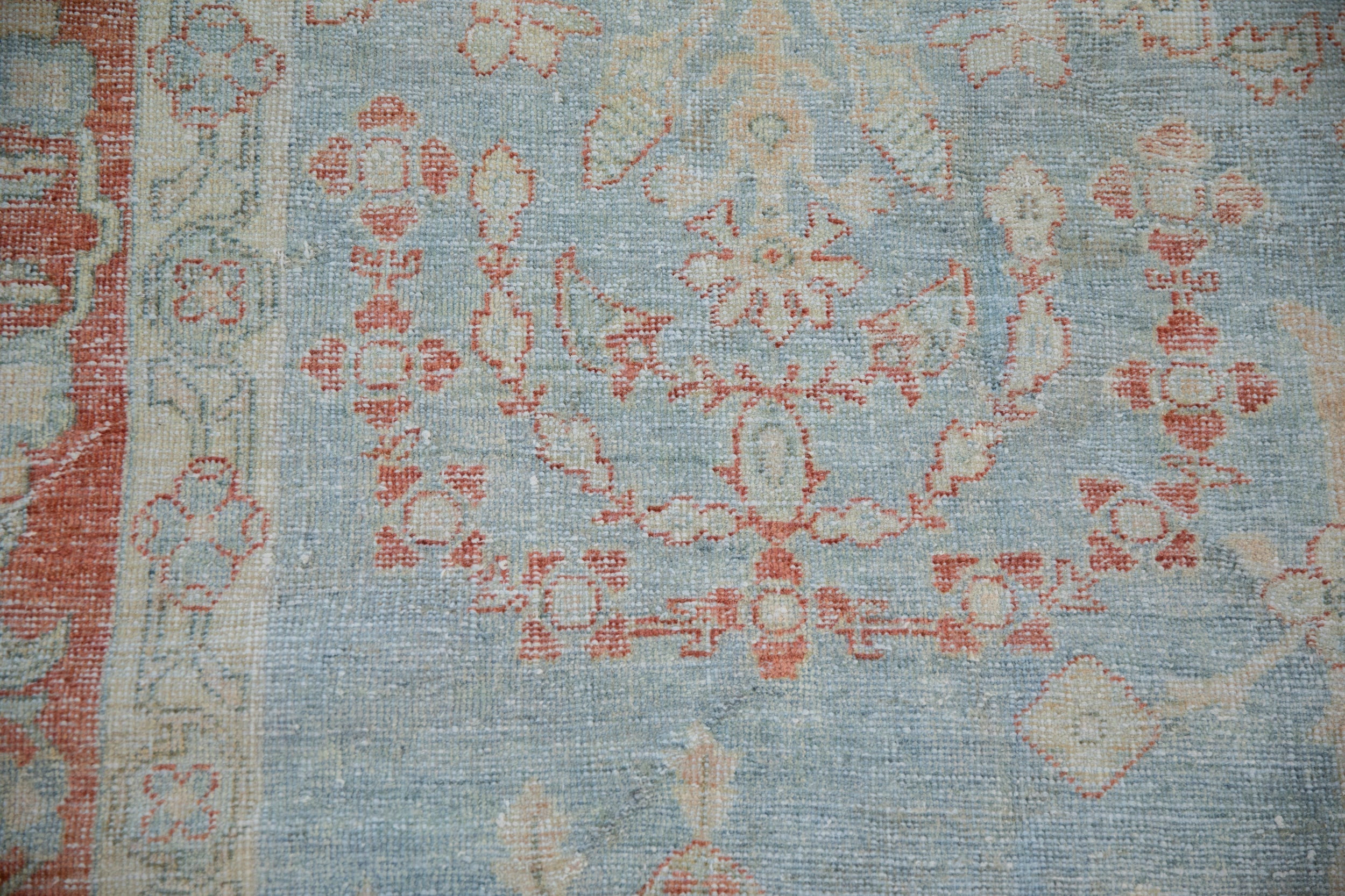 8.5x12 Vintage Distressed Mahal Carpet