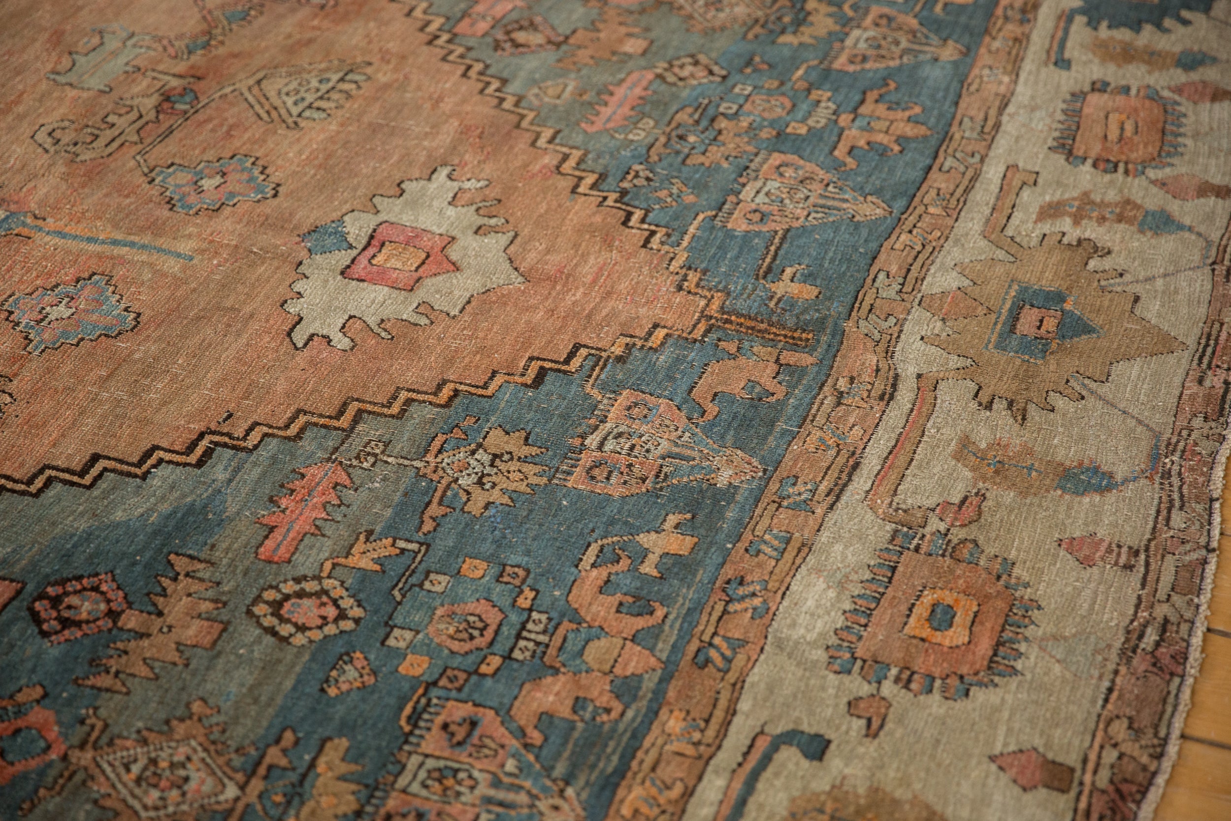 10x12.5 Antique Serapi Carpet