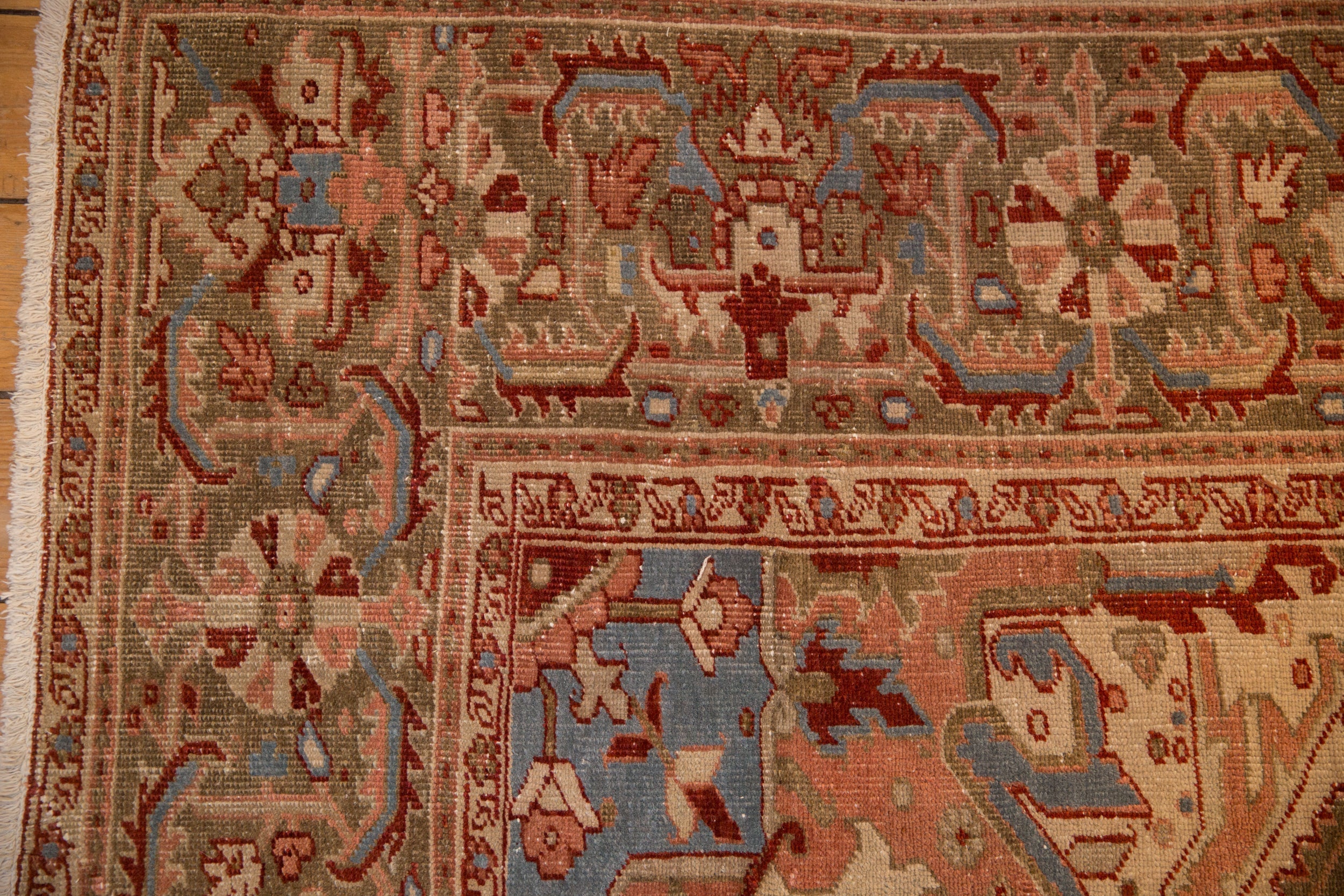 9.5x13 Vintage Distressed Heriz Carpet