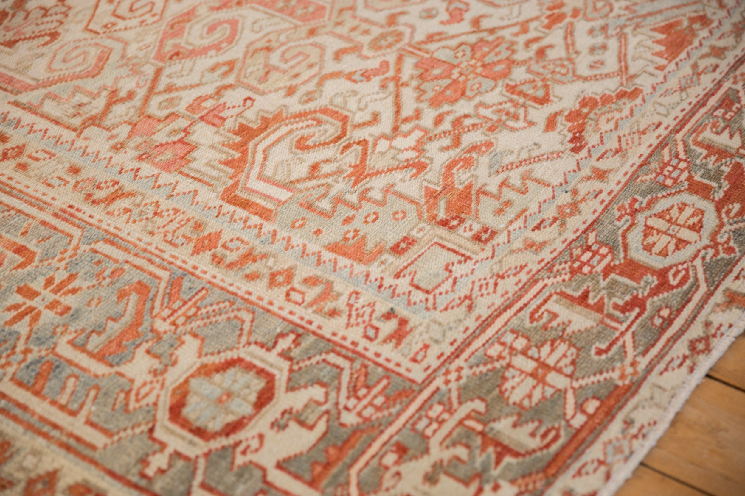 8x9.5 Vintage Distressed Heriz Carpet