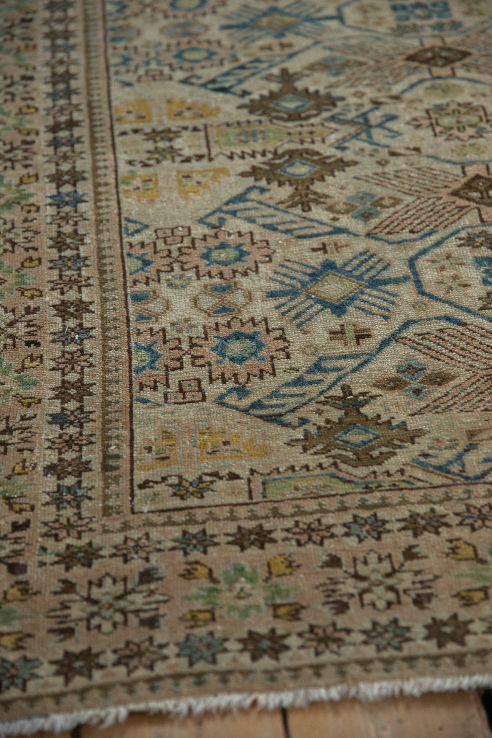 3.5x4.5 Vintage Distressed Tabriz Square Rug