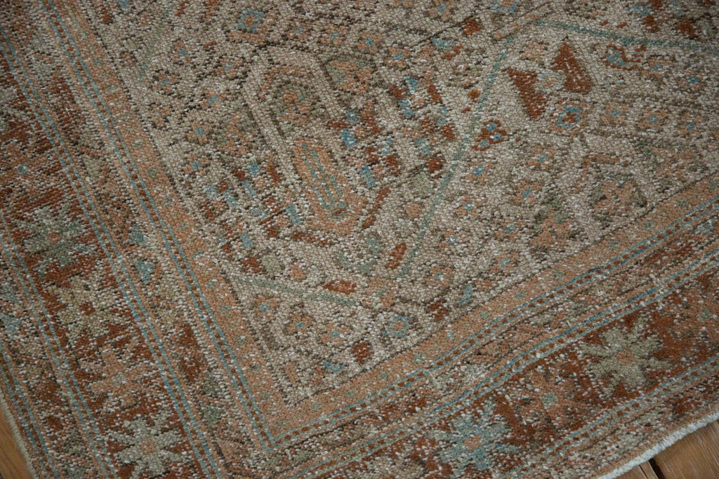 4x5.5 Vintage Distressed Mahal Rug