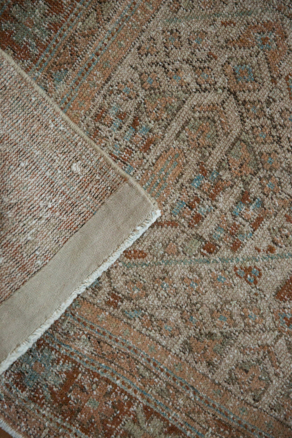 4x5.5 Vintage Distressed Mahal Rug