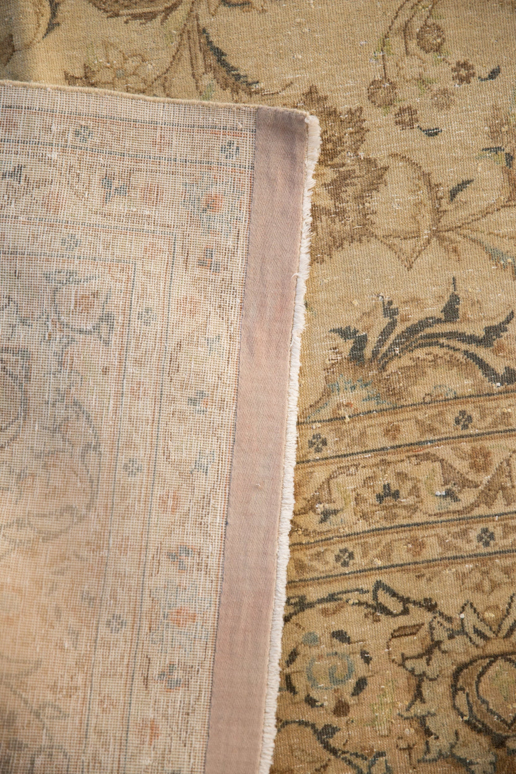 8.5x11.5 Vintage Distressed Kashan Carpet