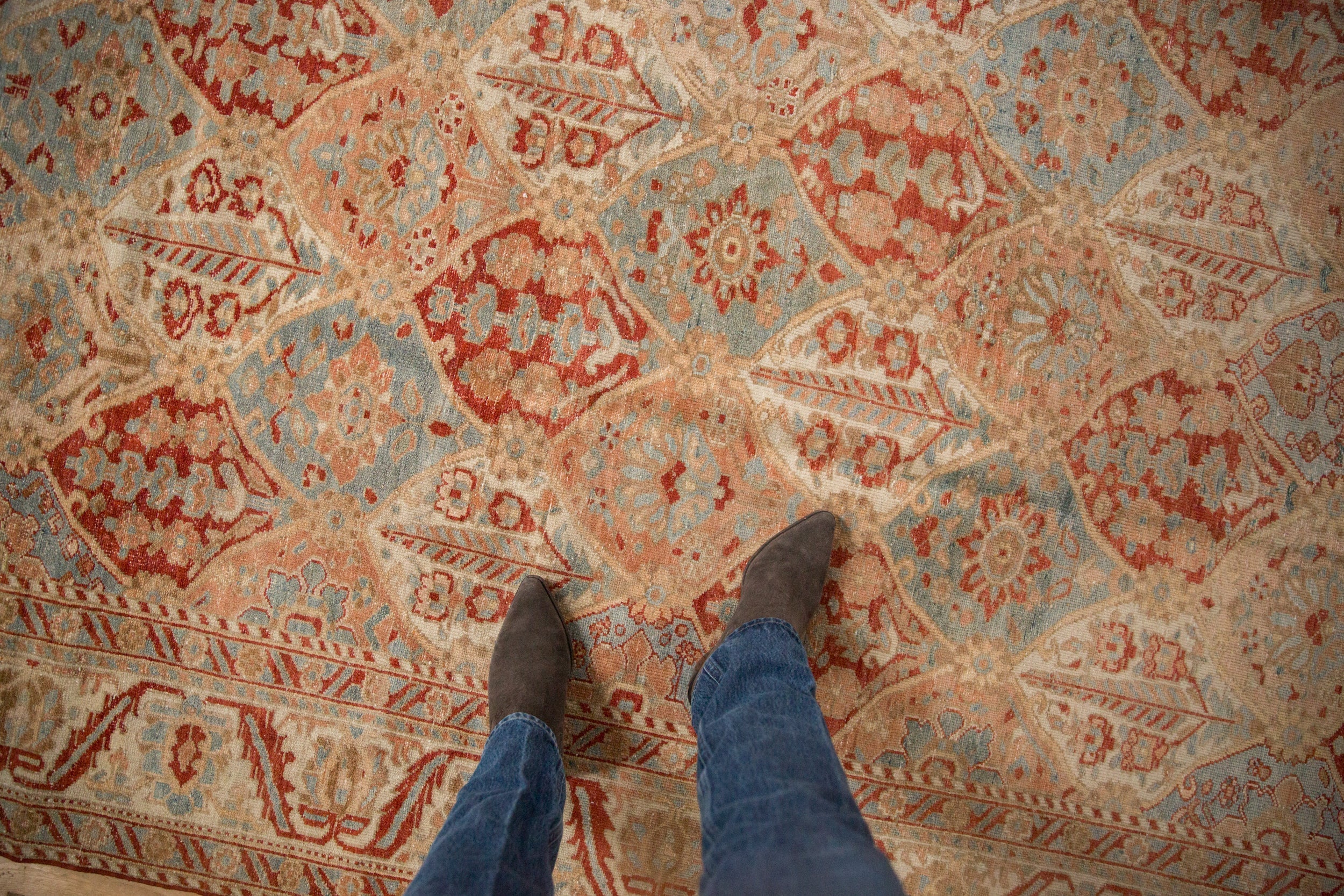 7x10 Vintage Distressed Bakhtiari Carpet