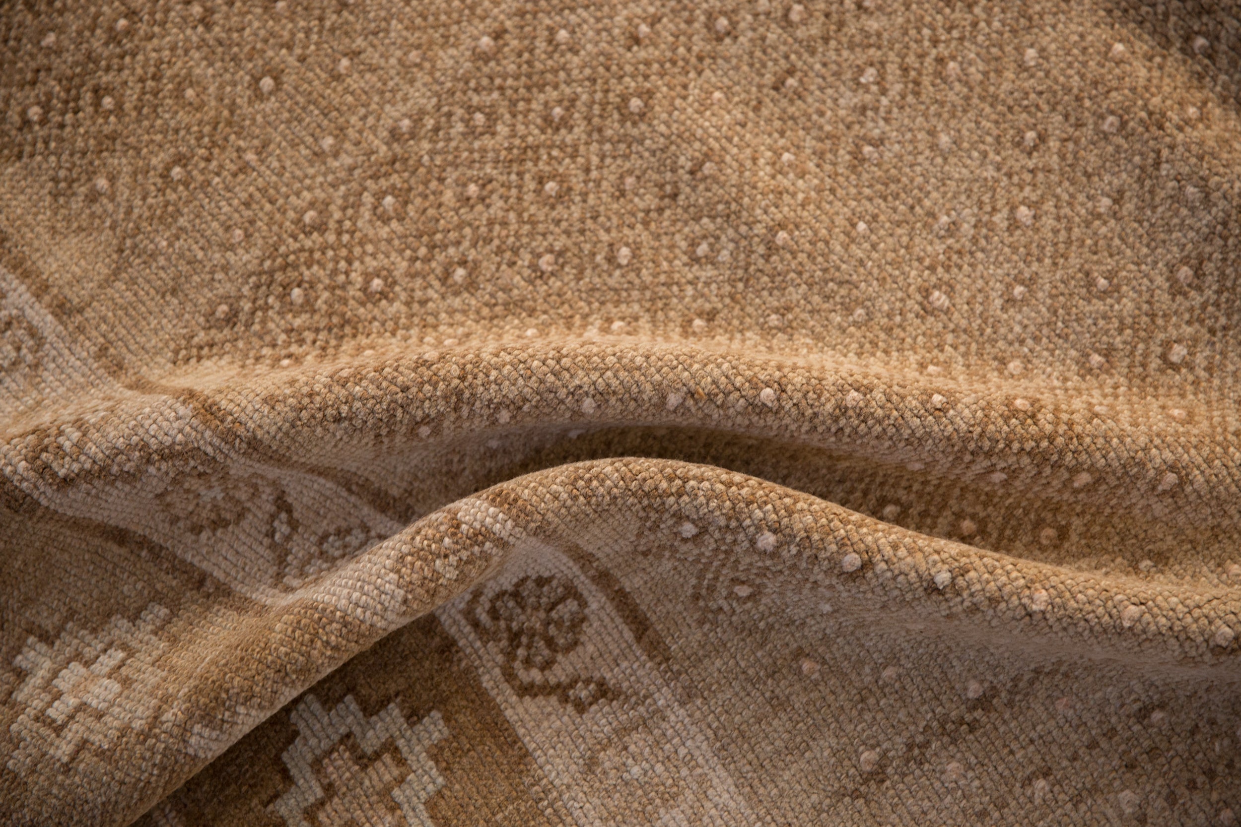 7.5x12 Vintage Distressed Kars Carpet
