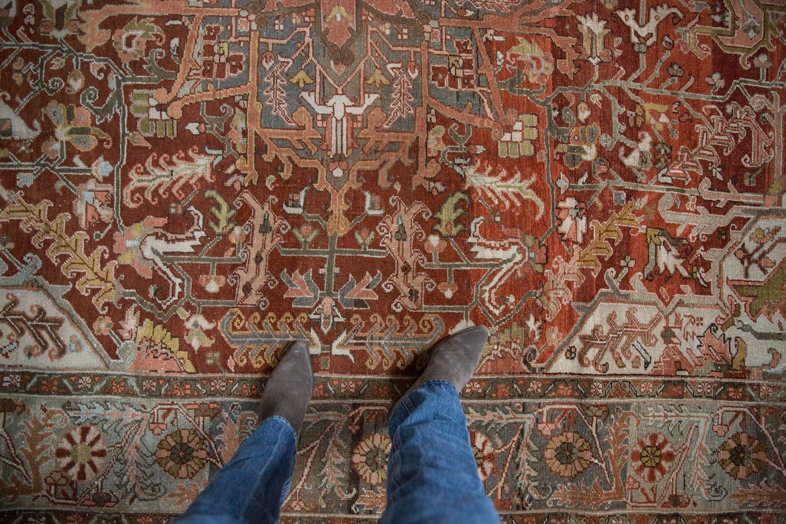 8x11.5 Vintage Distressed Ahar Carpet