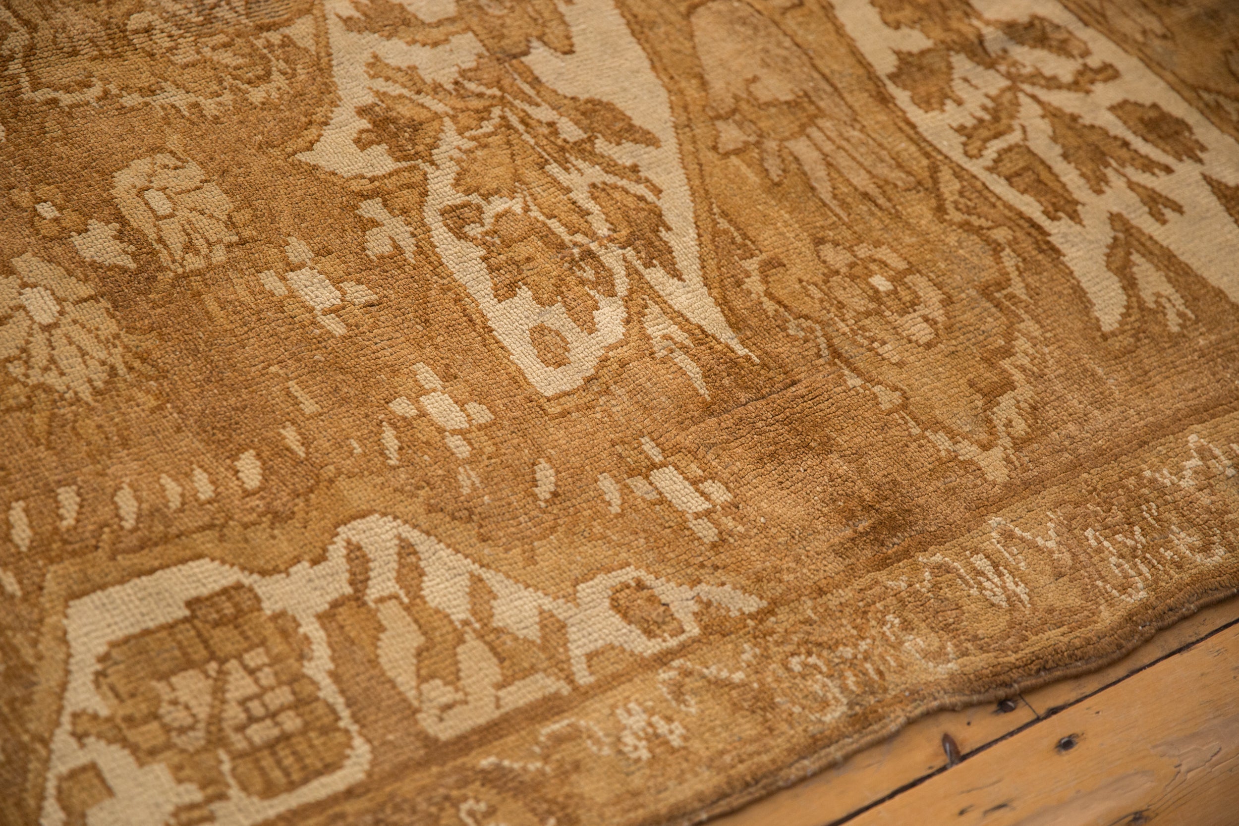8.5x11 Vintage Distressed Kars Carpet