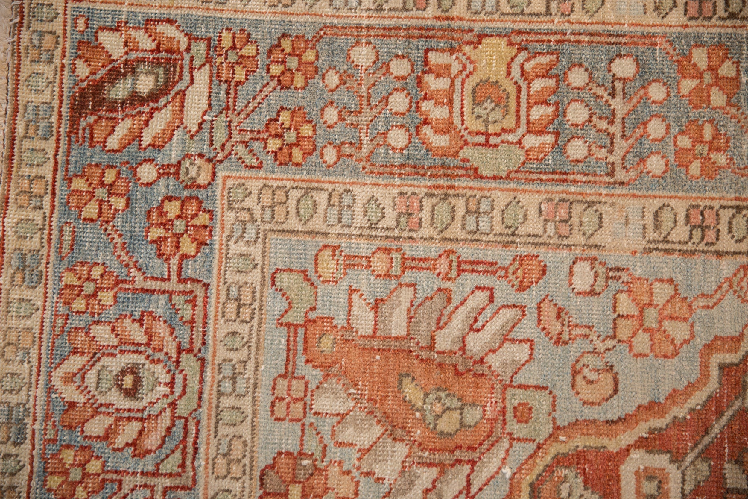 4.5x6.5 Vintage Distressed Baktiari Rug