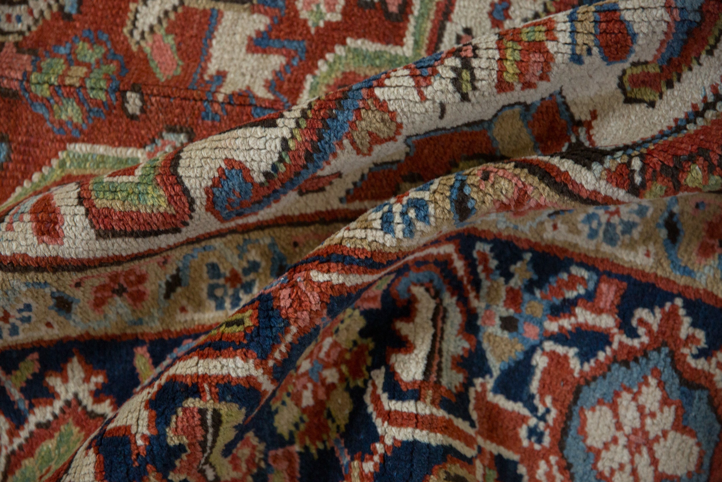 7.5x11 Vintage Heriz Carpet