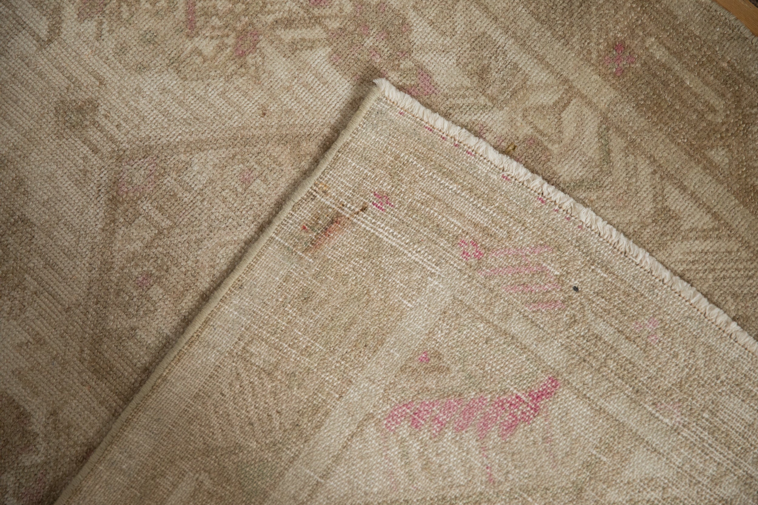 2.5x4 Vintage Distressed Tajabad Rug