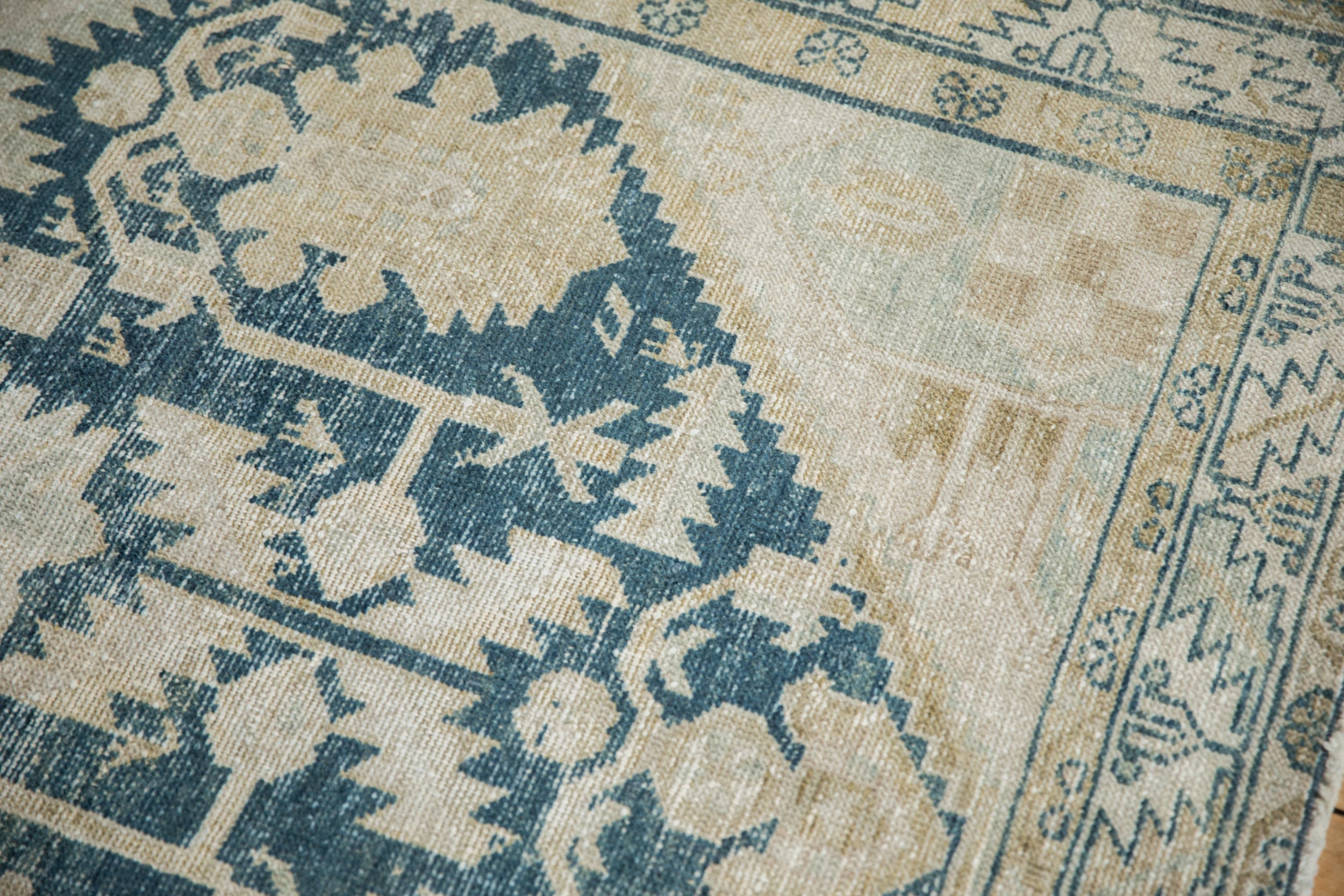 4x6.5 Vintage Distressed Hamadan Rug