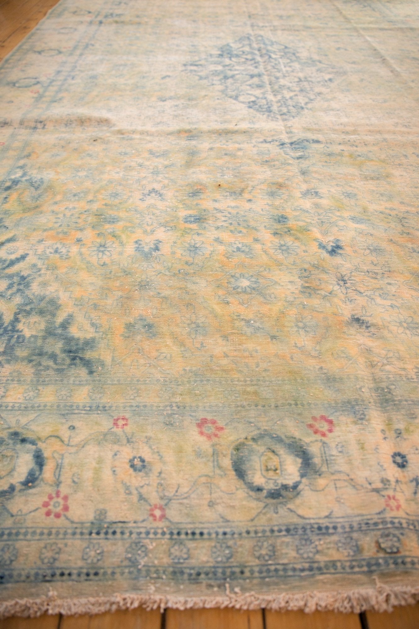 9x14.5 Vintage Distressed Bulgarian Herati Design Carpet