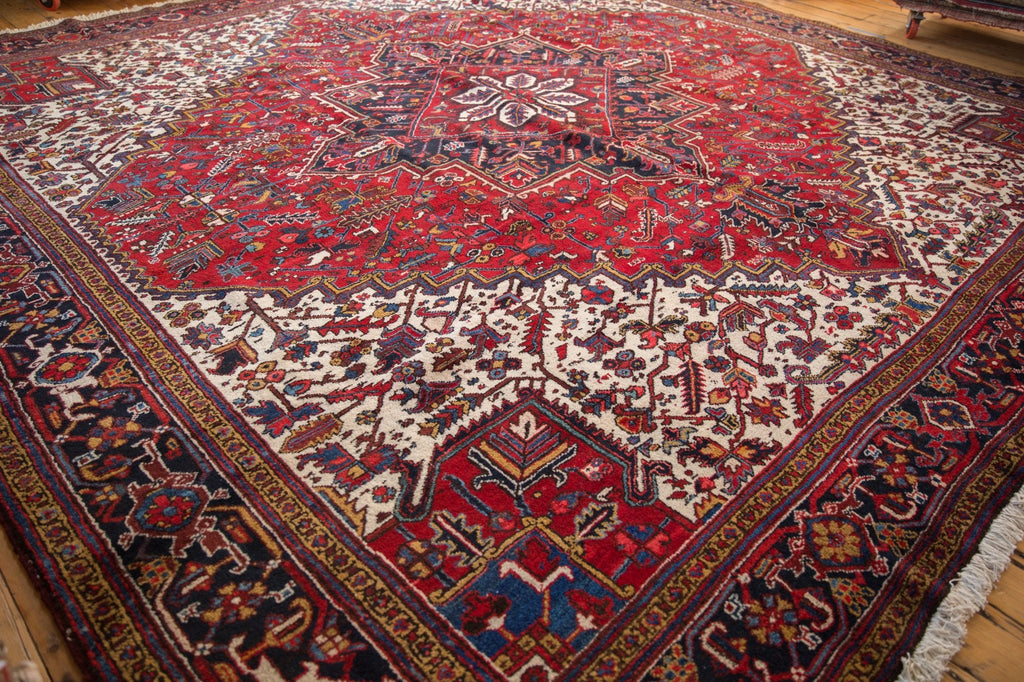 12.5x12.5 Vintage Mehrivan Square Carpet
