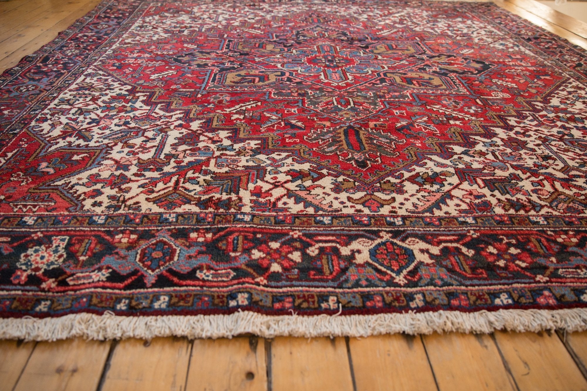 9.5x10 Vintage Mehrivan Square Carpet