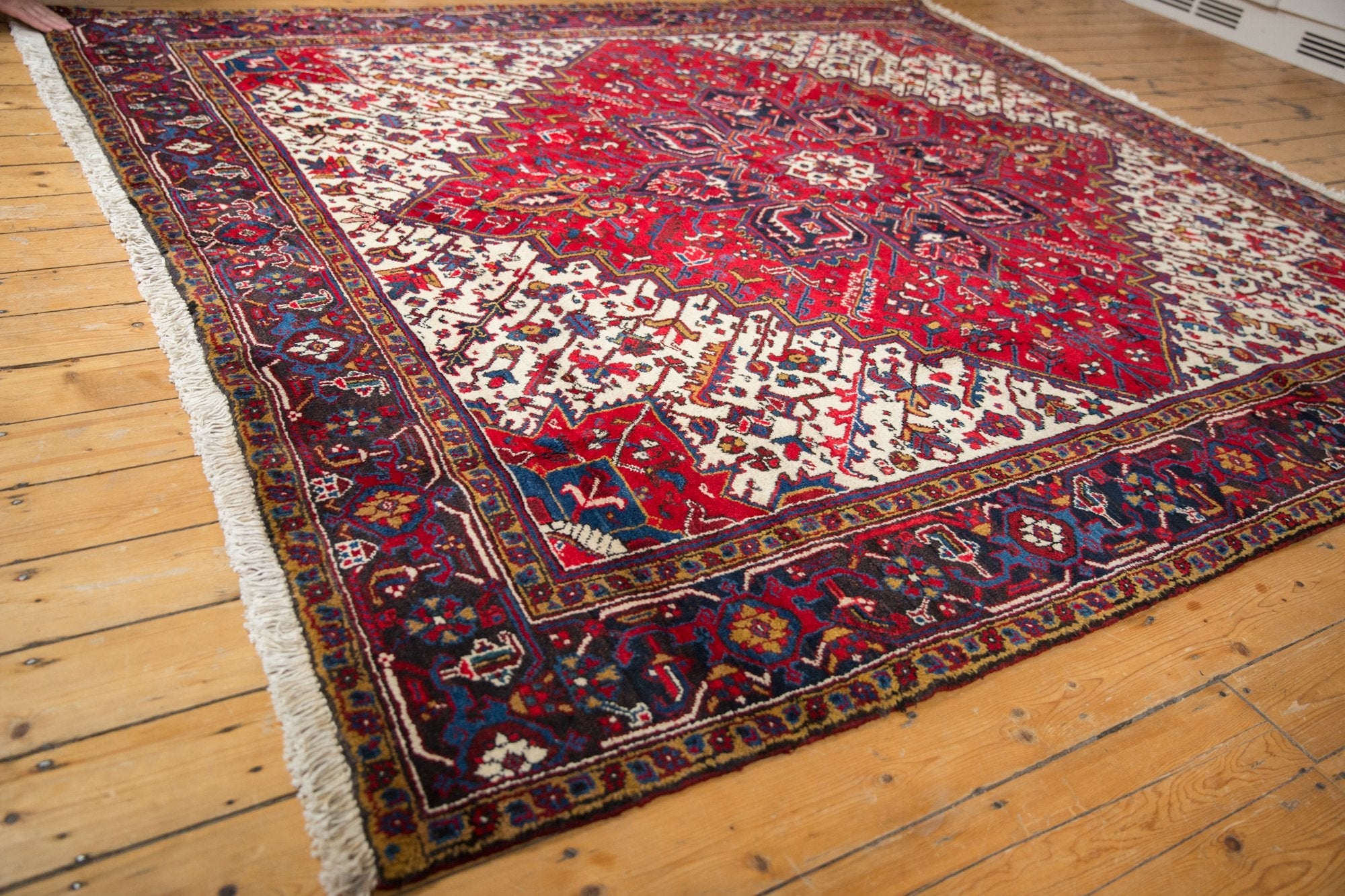 8.5x9.5 Vintage Mehrivan Square Carpet