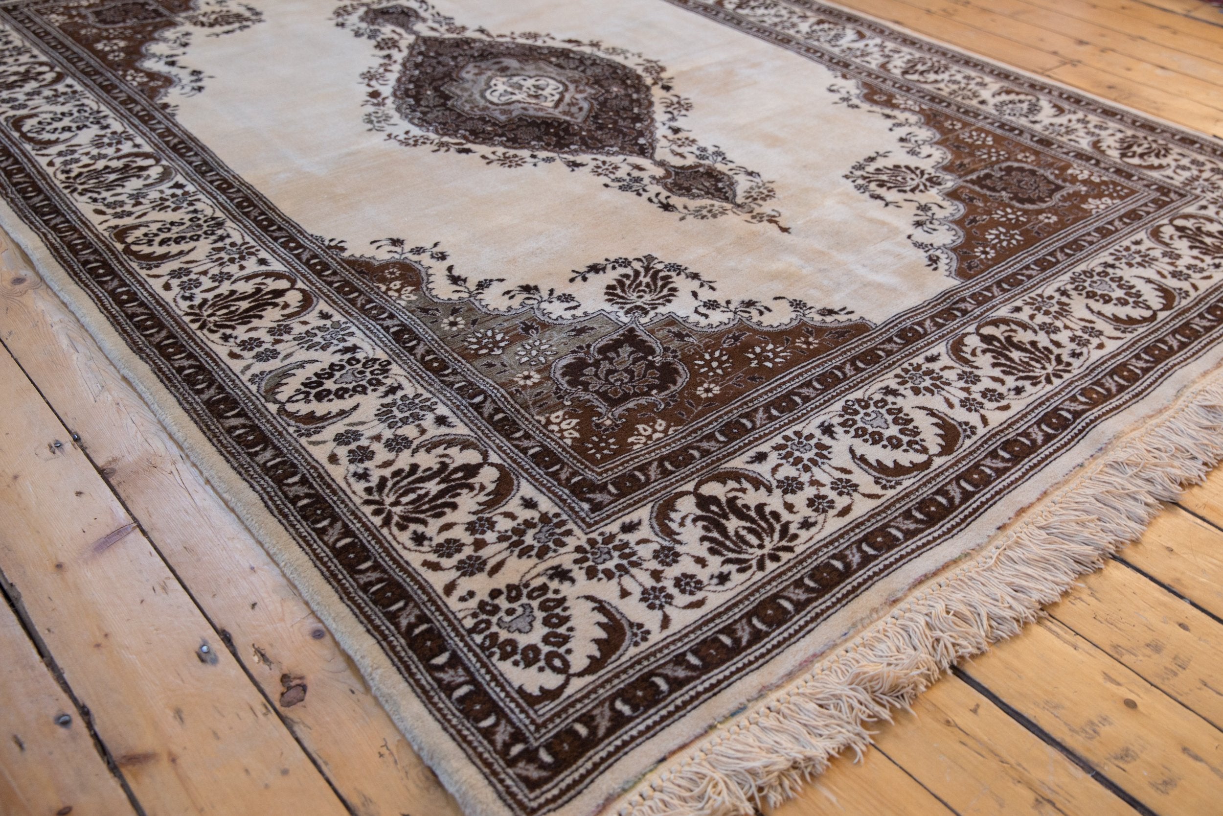 6.5x9 Vintage Tabriz Carpet