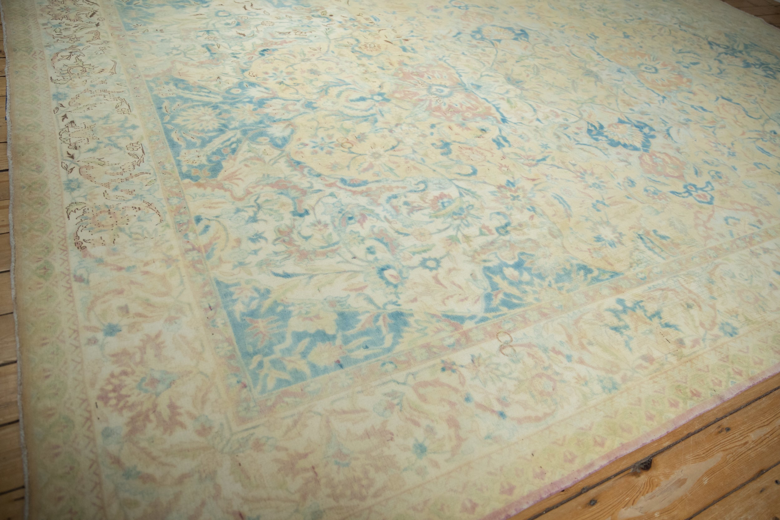 10x14 Vintage Distressed Bulgarian Polonaise Design Carpet