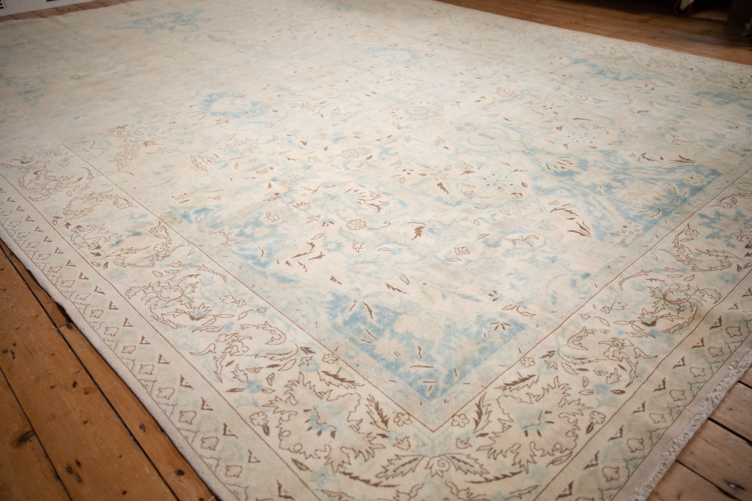10x14 Vintage Distressed Bulgarian Polonaise Design Carpet