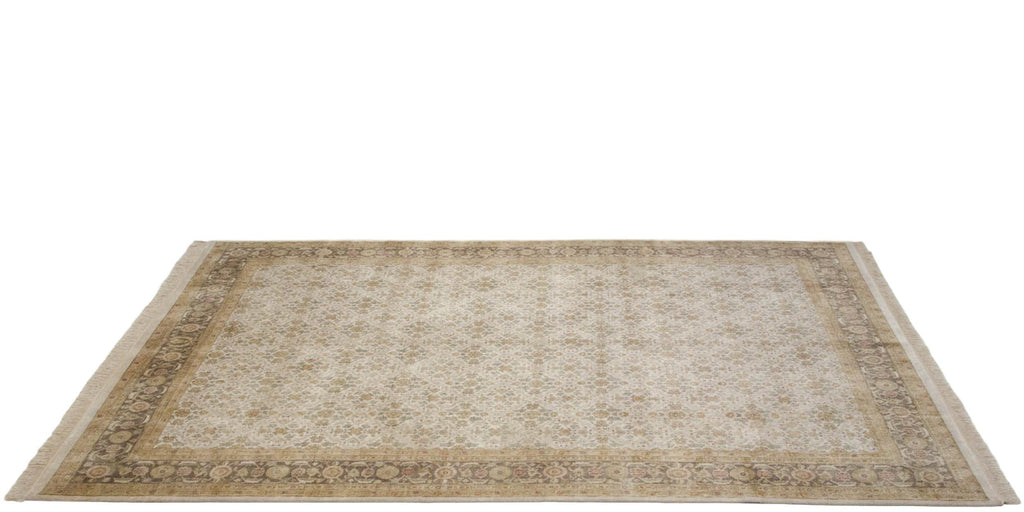10x14 New Agra Carpet