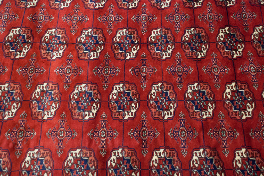 8x8.5 Vintage Fine Bokhara Square Carpet