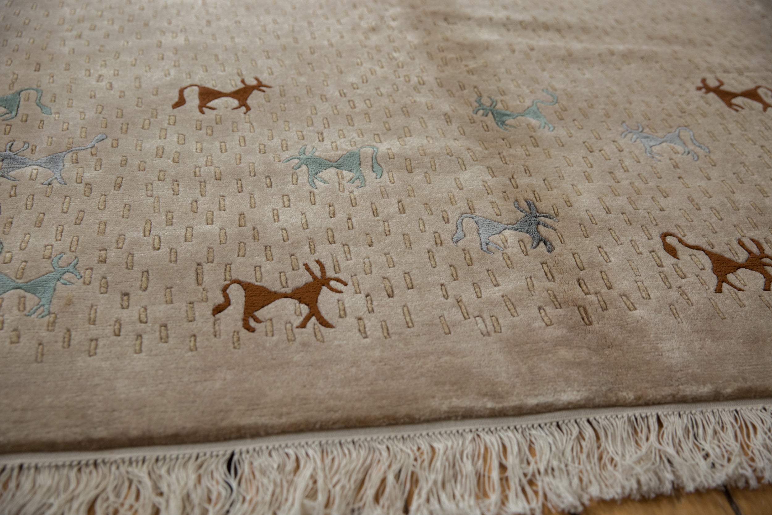 8x10 New Indian Folk Art Design Carpet