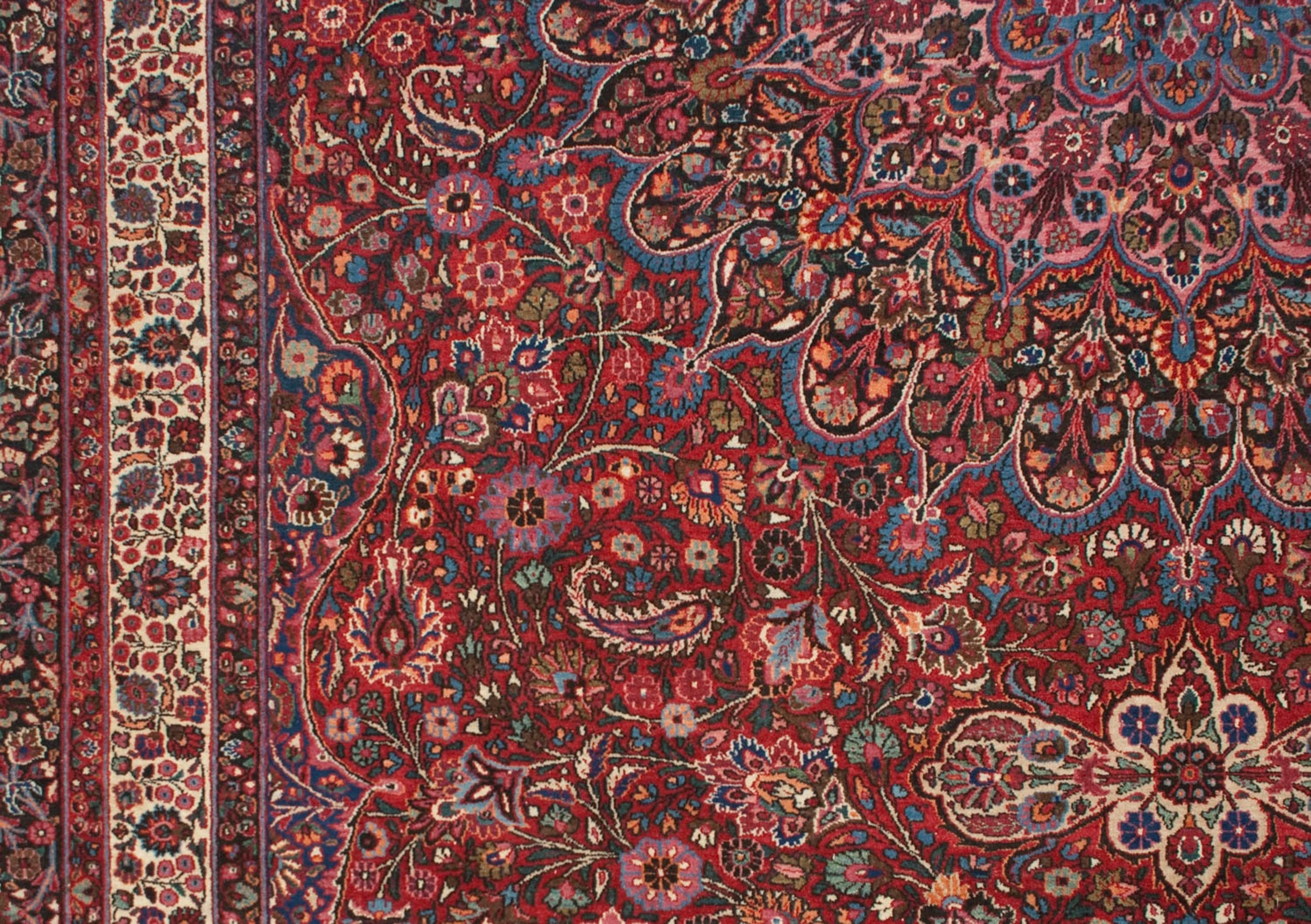12x19.5 Vintage Fine Meshed Carpet