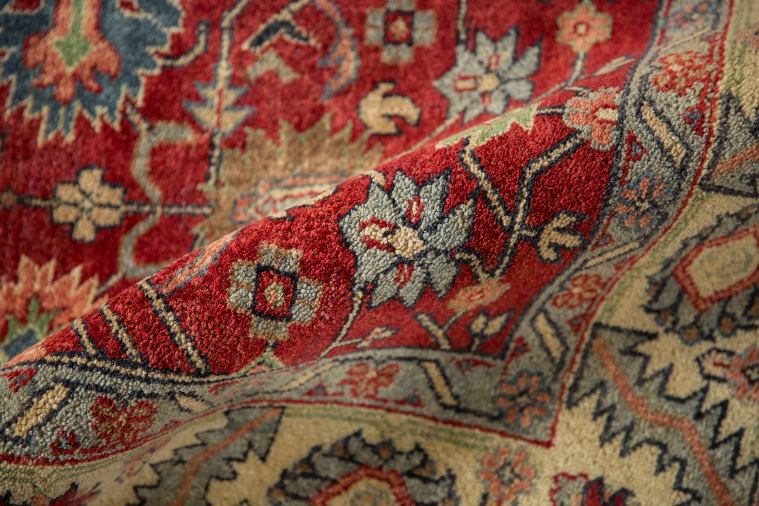 6x9 Vintage Indian Heriz Design Carpet