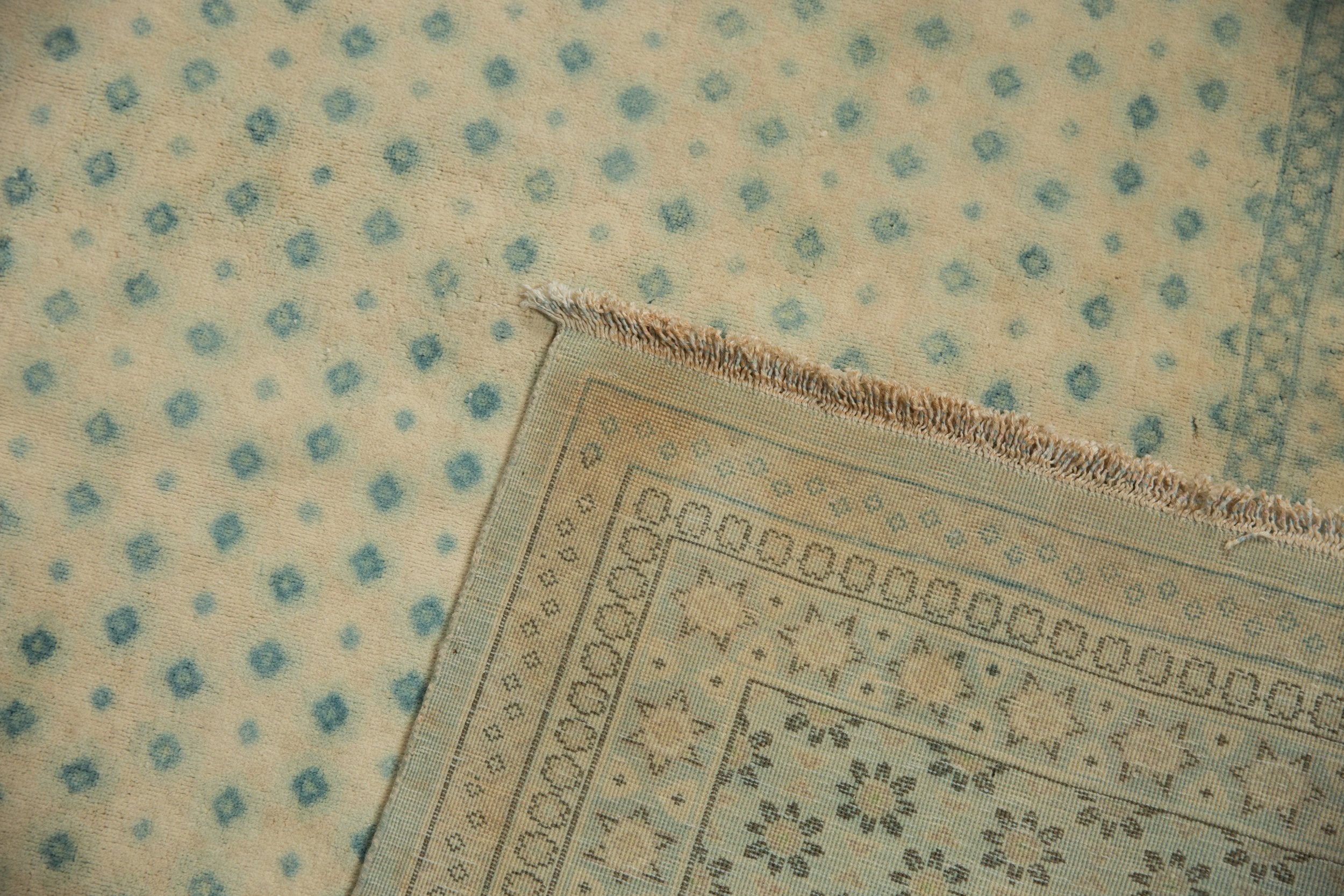 9x11.5 Vintage Distressed Bulgarian Tabriz Design Carpet